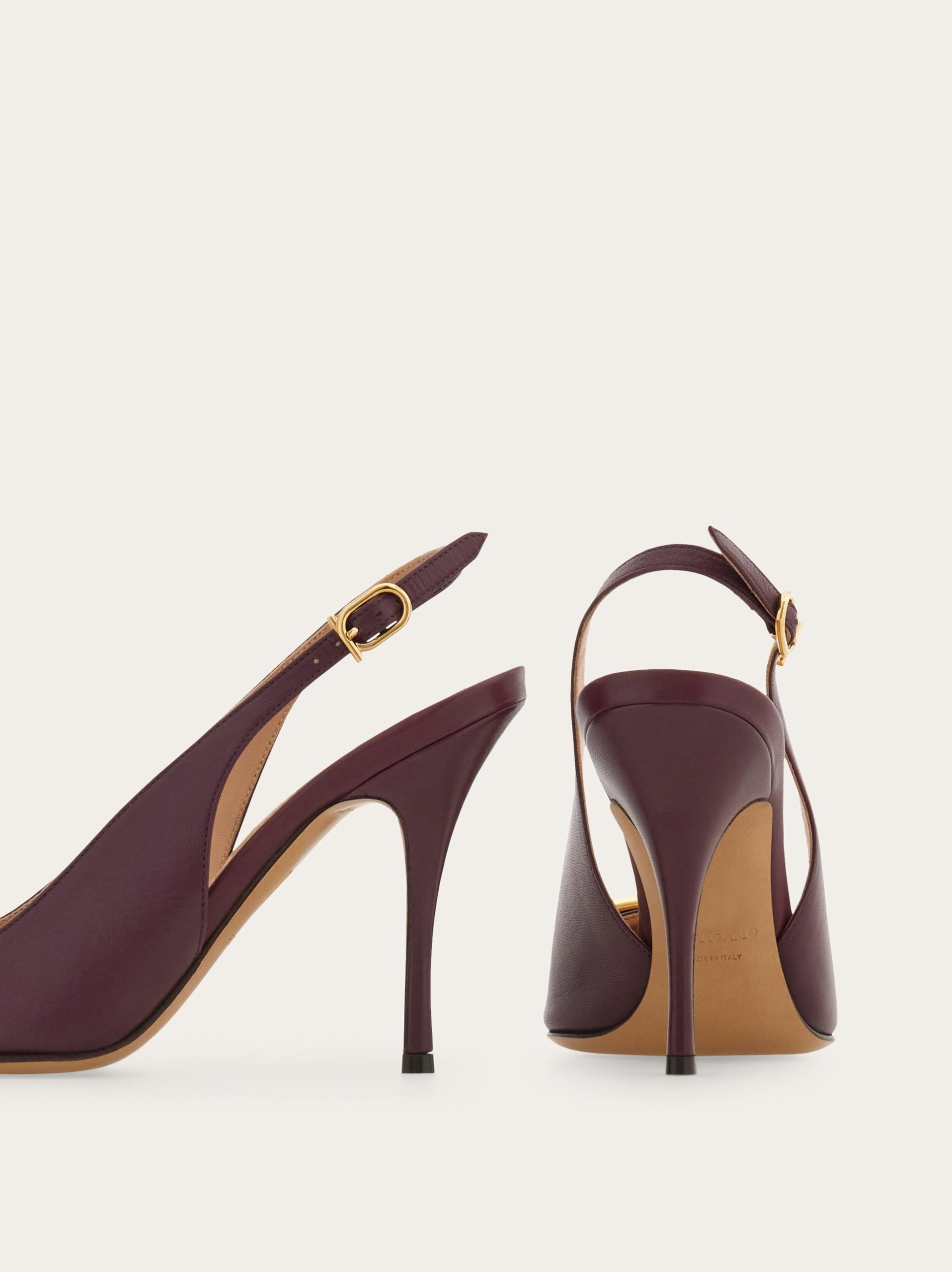 Ferragamo Maxi Gancini slingback pum - Image 7